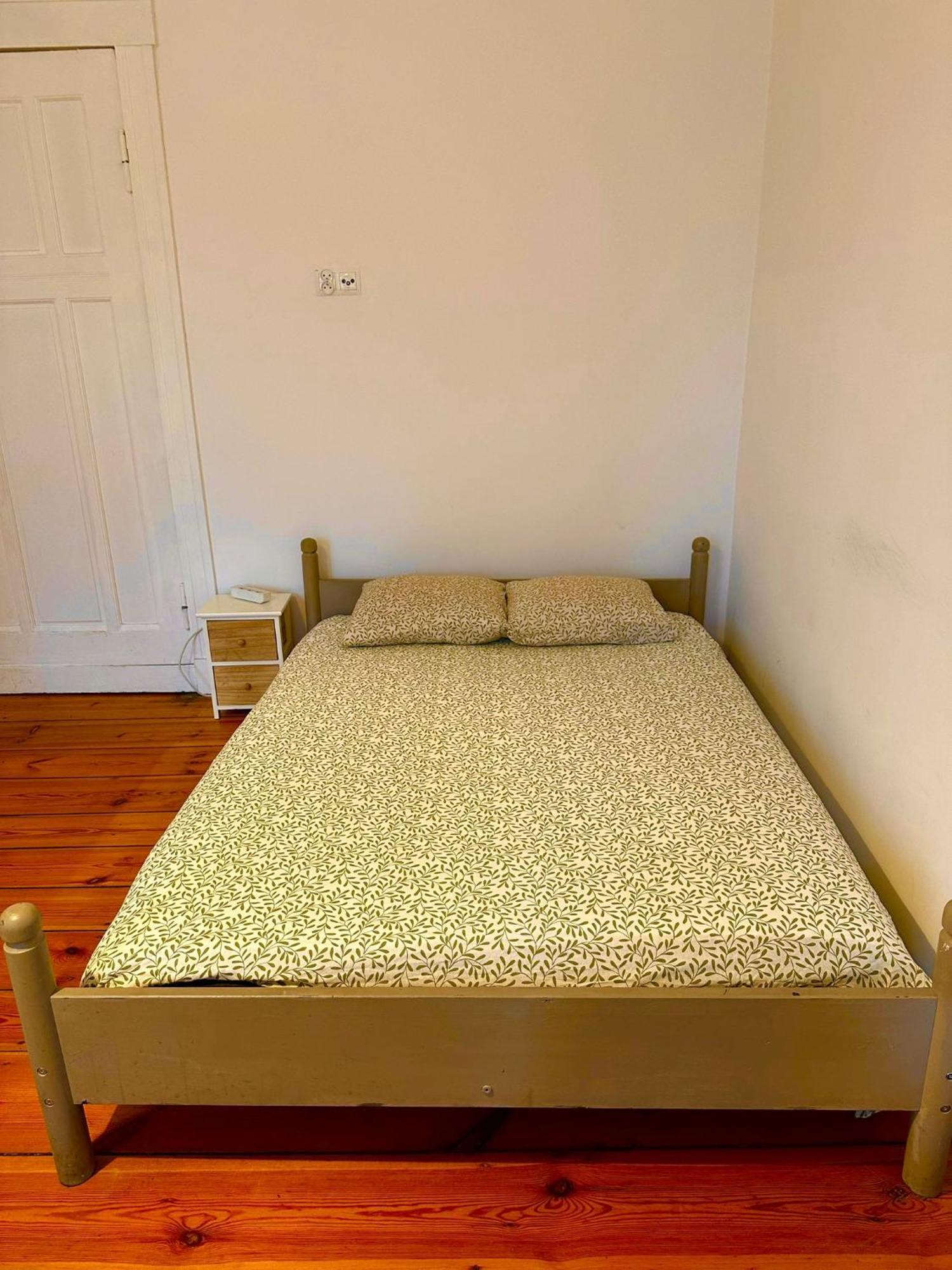 Lilia House Vandrarhem Poznań Exteriör bild