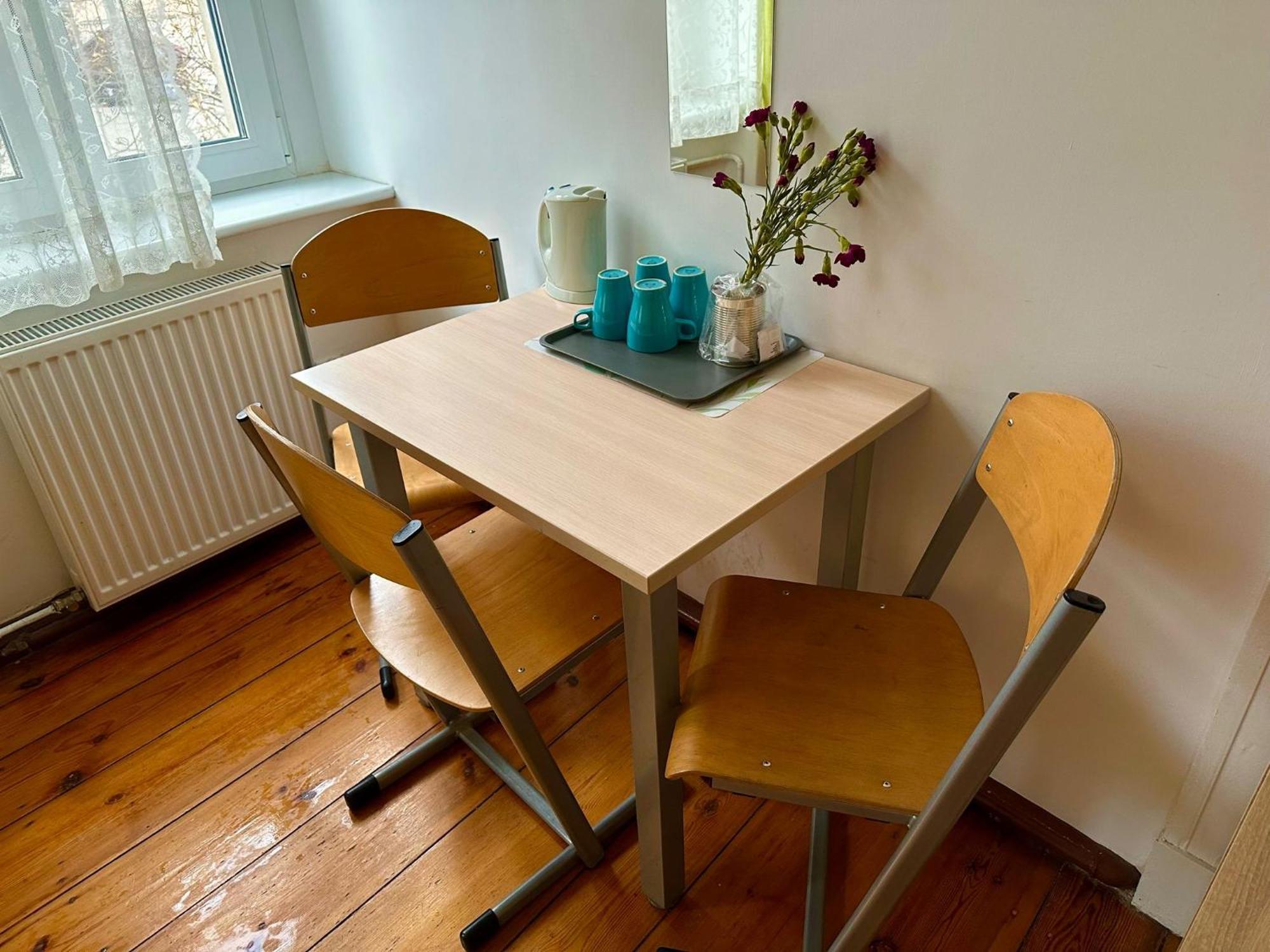 Lilia House Vandrarhem Poznań Exteriör bild